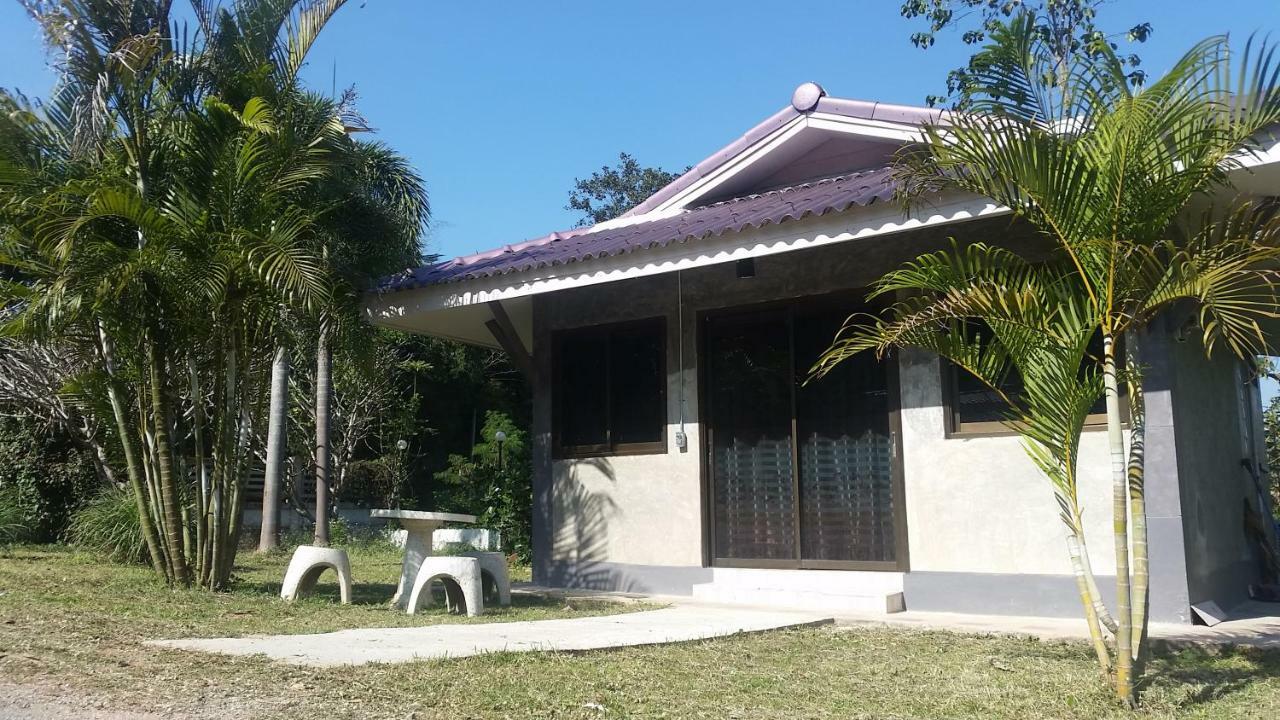 บ้านสวนวงศ์จินดารักษ์ Фаяо Екстериор снимка